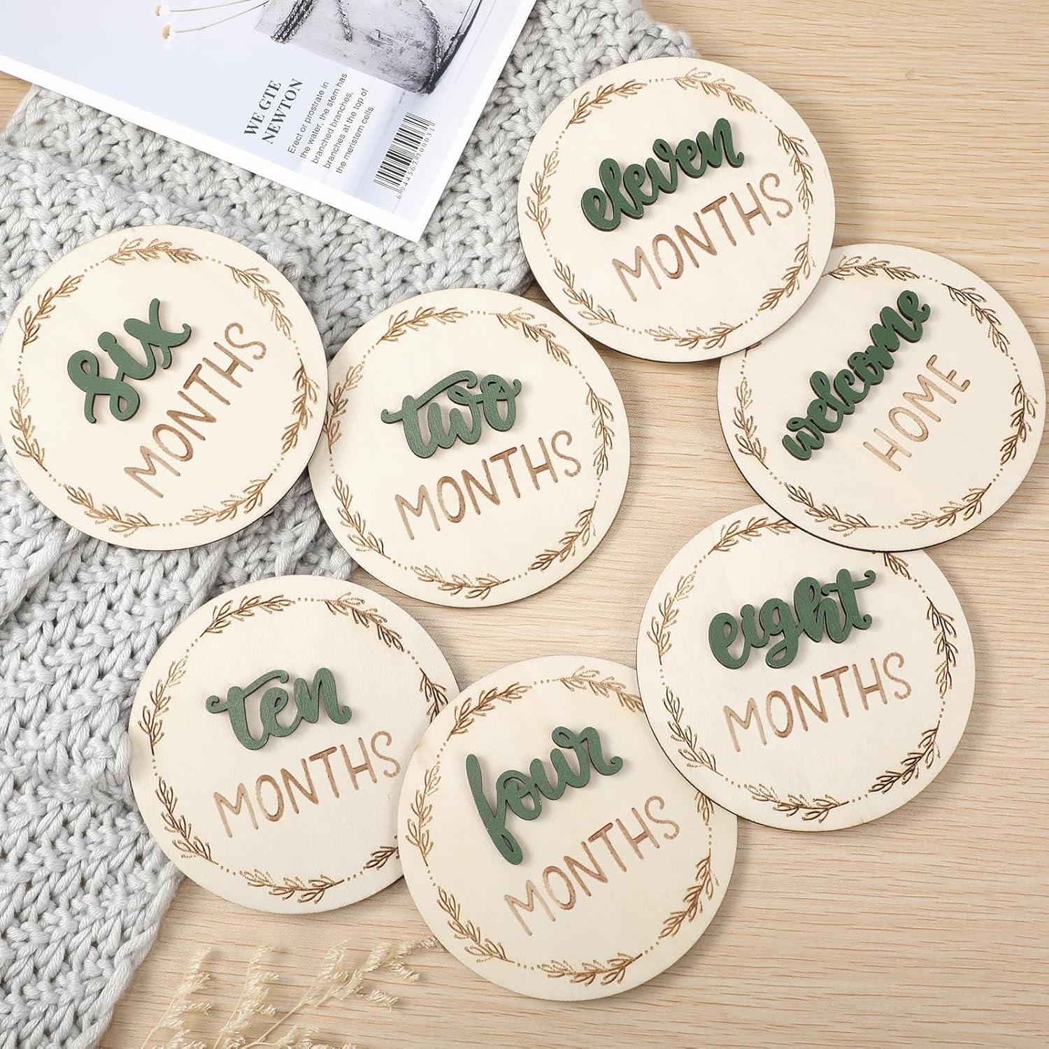 7 Pack Baby Monthly Milestone Signs, Double Sided Baby Milestone Signs Wooden Baby Announcement Sign for 1-12 Months Baby Milestone Pictures