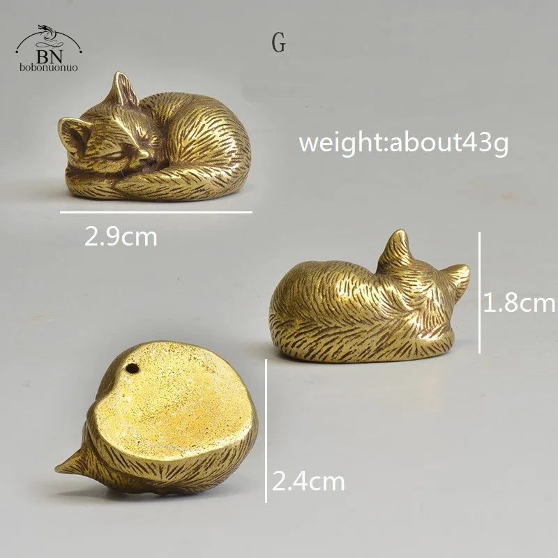 8 Styles Available Brass Cute Cats Figurines Miniatures Desktop Ornaments Classical Small Animal Tea Pet Home Decors Accessories