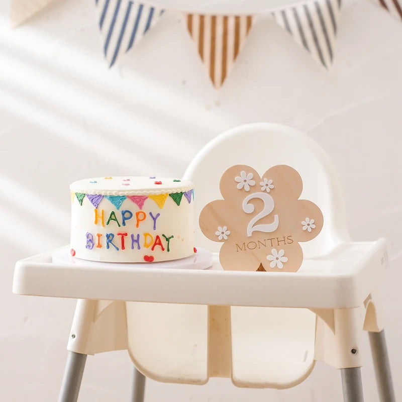Wooden Baby Flower Shape Milestone Card Monthly Memorial Card Newborn Birthday Photography Accessories For Baby Birth Gift