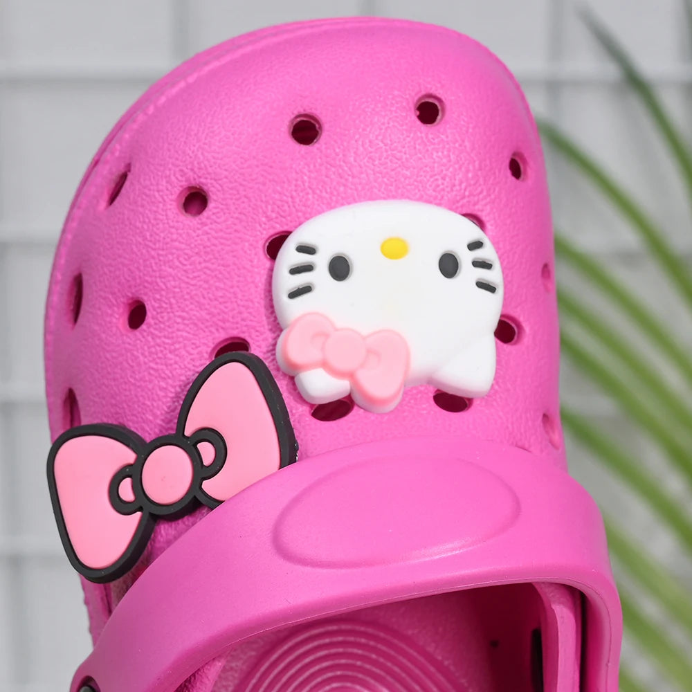 Lovely Sanrio Garden Clogs Girls Slippers Hello Kitty Pattern Summer Light Outdoor Slippers for Children Beach Pool Shoes