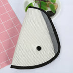 Universal Car Safe Fit Seat Belt Sturdy Adjuster Car Safety Belt Adjust Device Triangle Baby Child Protection Baby Safety