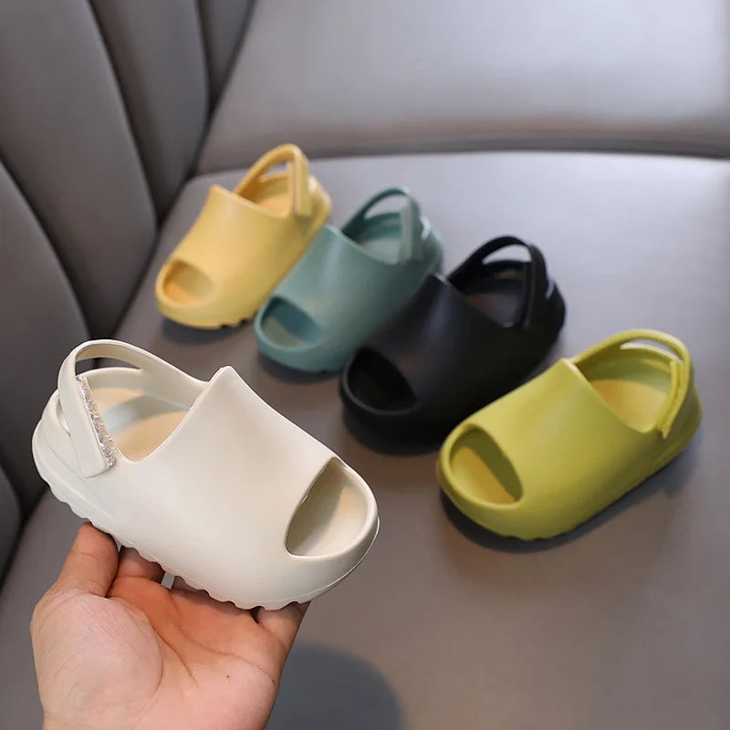 Kids Summer Sandals Lightweight Beach Slippers Breathable Shoes
