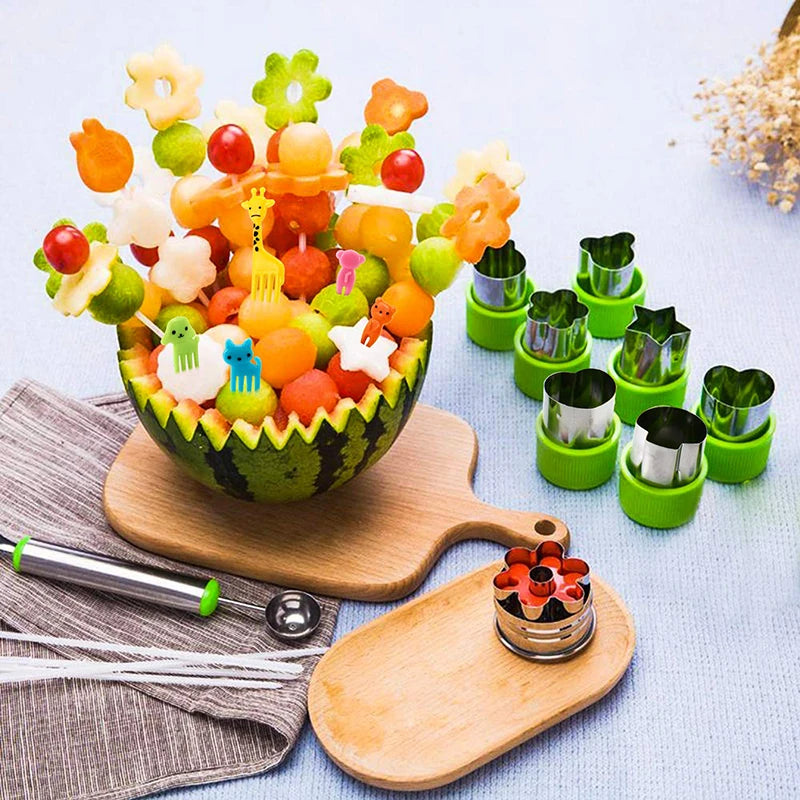 Sandwich Cutters Set for Children Food Cookies Bread Mold Maker Fruit and Vegetable Shapes Cutting Mould Baking Tools for Kids