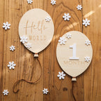 2Pcs Baby Wooden Balloon Milestone Cards Photography Accessories Baby Photography Shooting Props For Newborn Birthing Gifts