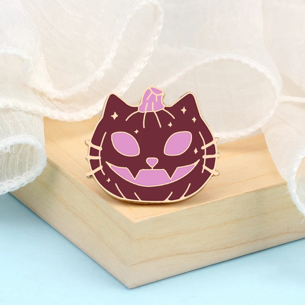 Halloween Party Enamel Brooches for Women Men Cute Ghost Pins Badges Cartoon Spooky Pet Clothes Pin Kids Backpacks Jewelry Gifts