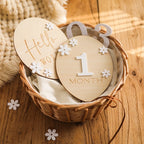 2Pcs Baby Wooden Balloon Milestone Cards Photography Accessories Baby Photography Shooting Props For Newborn Birthing Gifts