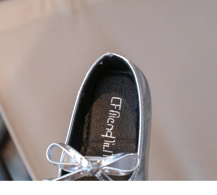 Kids Square Dance Performance Shoes Black Solid Color Girls Princess Shoe with Double Bow 2024 New Girls Leather Shoes Soft Sole
