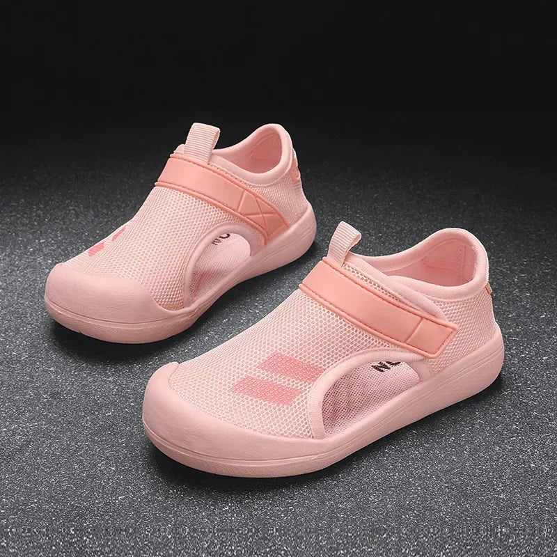 Kids Closed Toe Mesh Sandals Lightweight Beach Shoes for Children