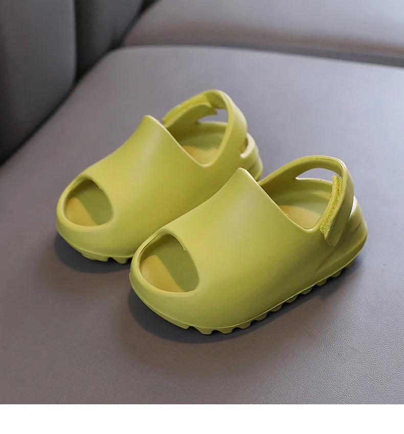 Kids Summer Sandals Lightweight Beach Slippers Breathable Shoes