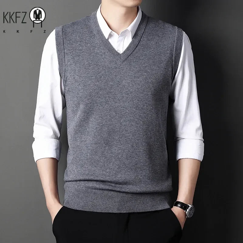 2026 Autumn Winter New Men's Solid Color V-neck Knitted Vest Casual Fashion Warm Sweater Versatile Top