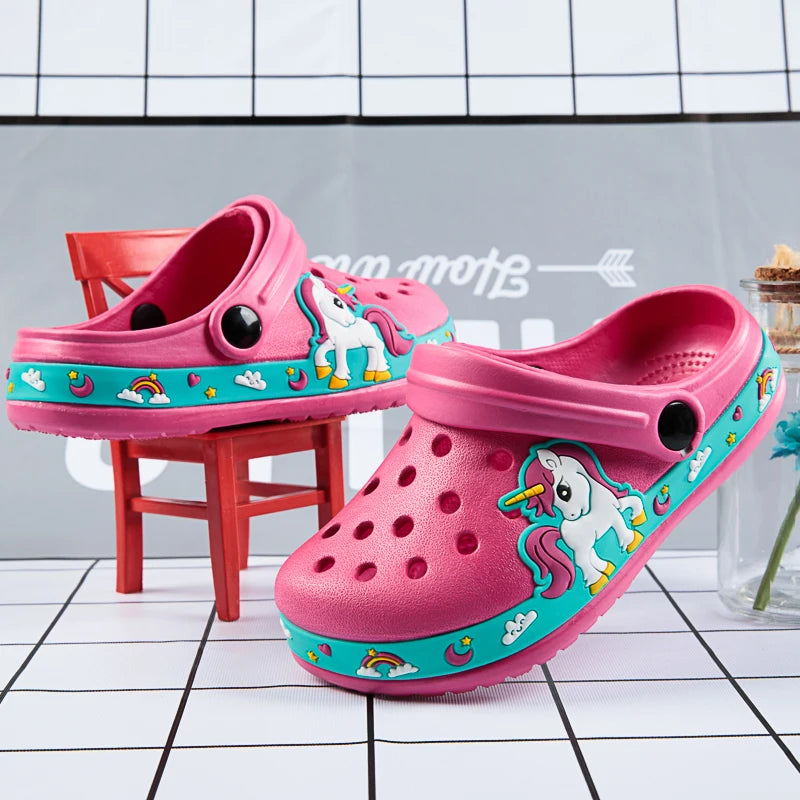 Kids Clogs Garden Shoes Boys Girls Unicorn Dinosaur Beach Flat Sandals Slippers Children Sandals Anti Skid Slipper Summer Hole
