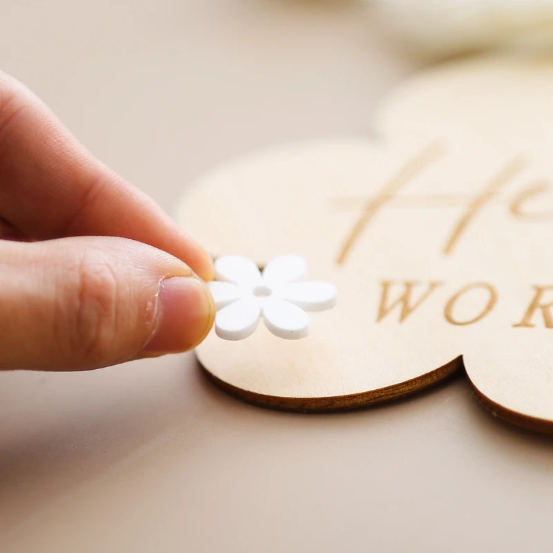 Wooden Baby Flower Shape Milestone Card Monthly Memorial Card Newborn Birthday Photography Accessories For Baby Birth Gift