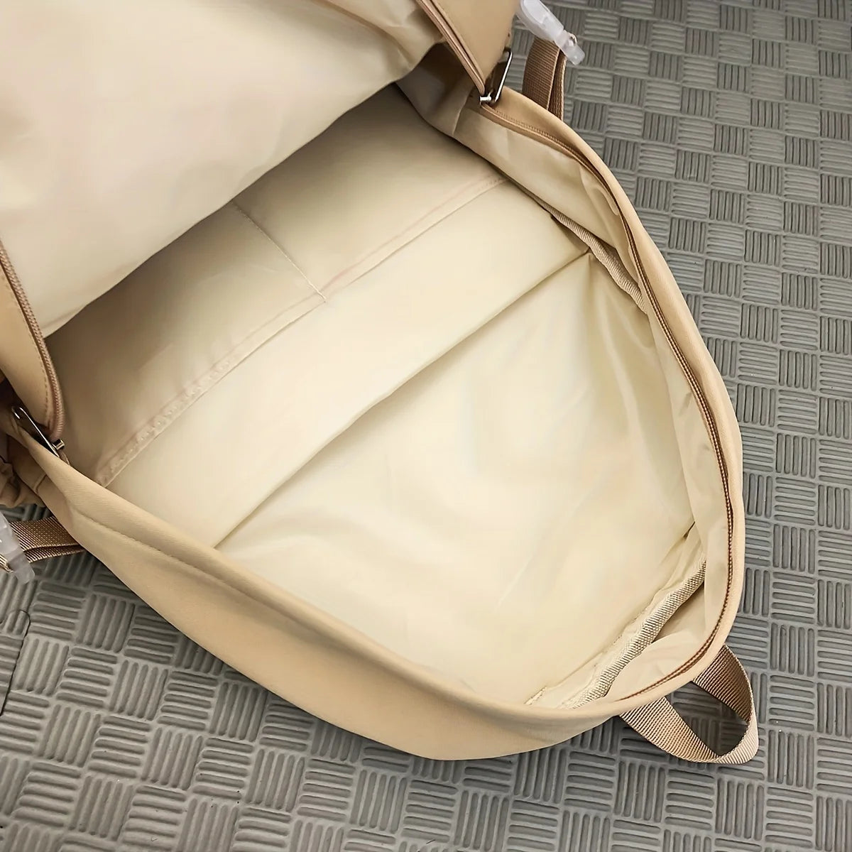 Large Capacity Sports Travel Backpack for School and Daily Use
