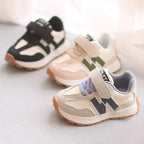 Kids Sports Shoes Breathable Non Slip Lightweight Sneakers