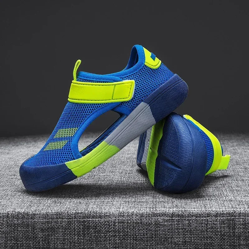 Kids Closed Toe Mesh Sandals Lightweight Beach Shoes for Children