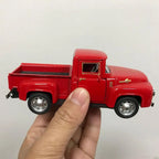 1:32 Red Vintage Metal Truck Pull Back Model Toy