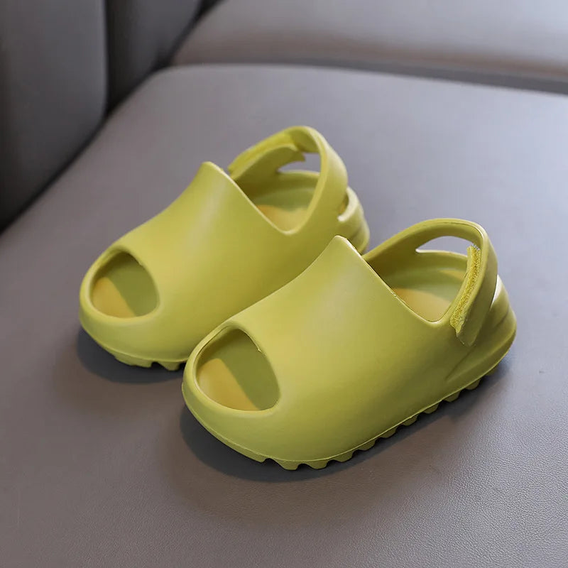 Children's Slippers Summer Wear Sandals Slippers Wholesale Soft Soles Breathable Comfortable Beach Shoes Hole Shoes Small Kids