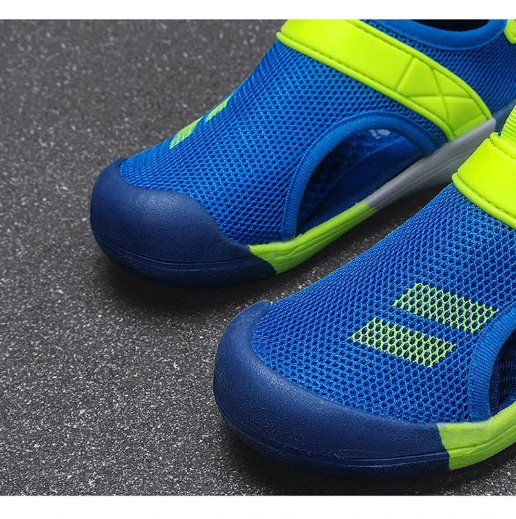 Kids Closed Toe Mesh Sandals Lightweight Beach Shoes for Children
