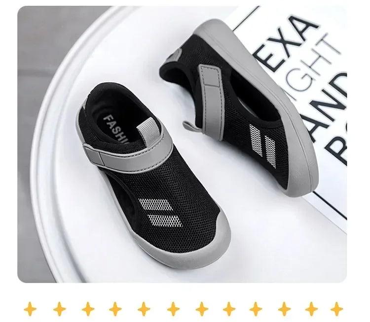 Kids Closed Toe Mesh Sandals Lightweight Beach Shoes for Children