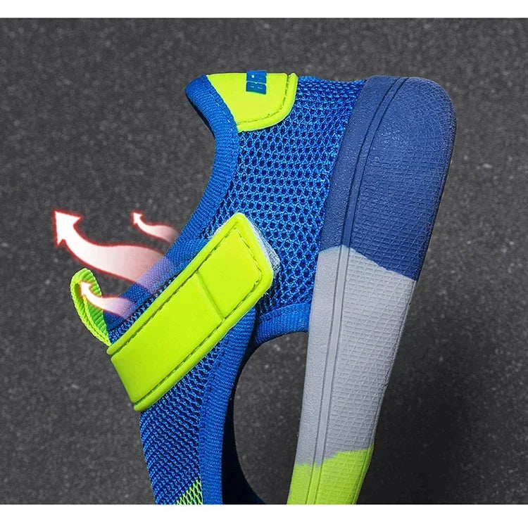Kids Closed Toe Mesh Sandals Lightweight Beach Shoes for Children